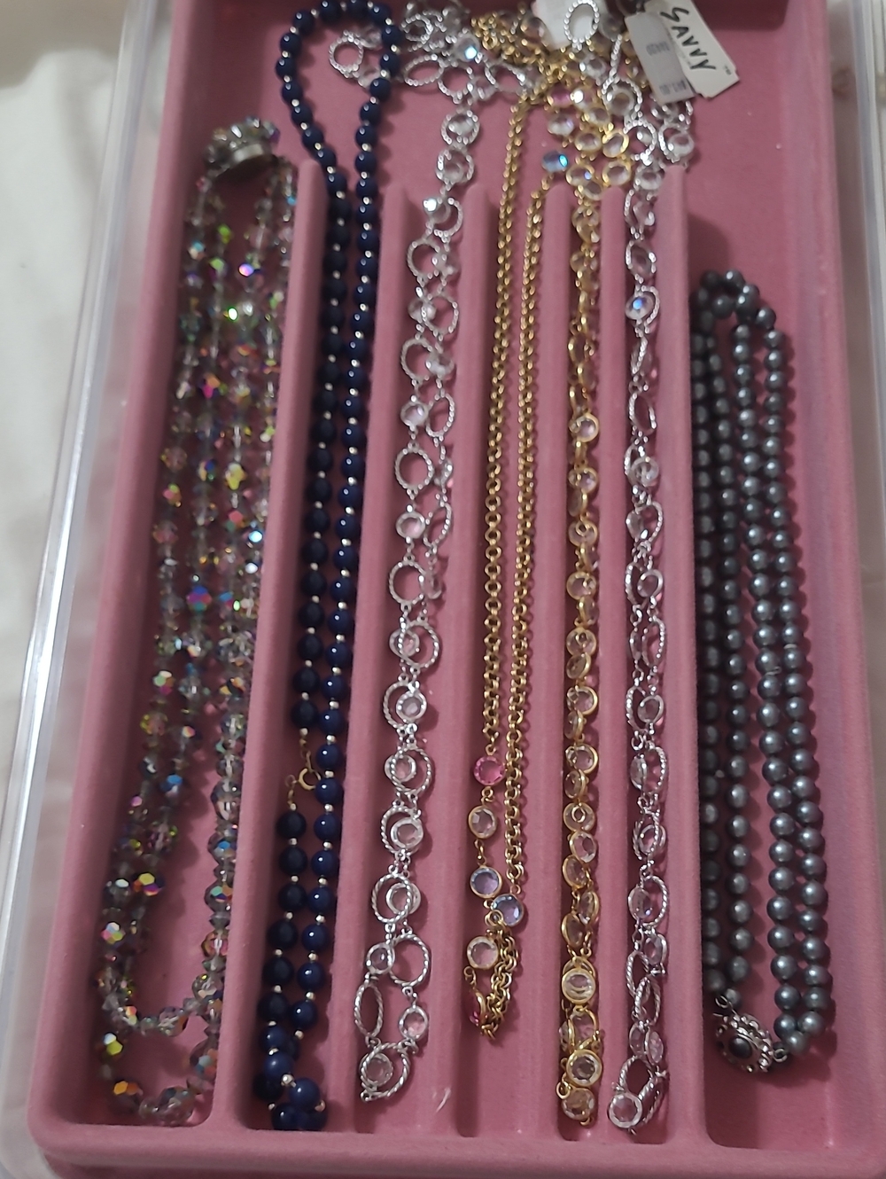 Enhance your jewelry collection. Timeless Class lot of 7 Long  Vintage necklaces